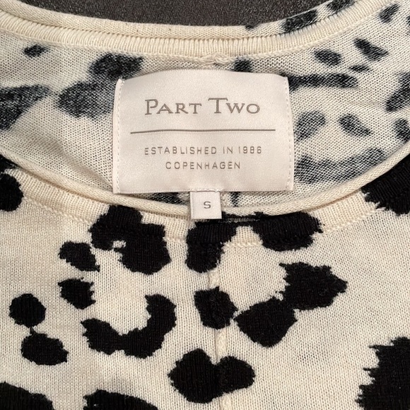 Super cute leopard sweater by Part Two. Size small. - Picture 2 of 3